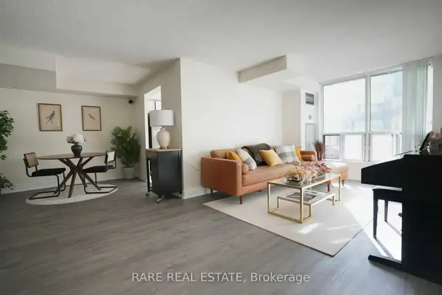 2 bed/2 bath 1150 sq ft apartment in downtown Toronto - Photo 4