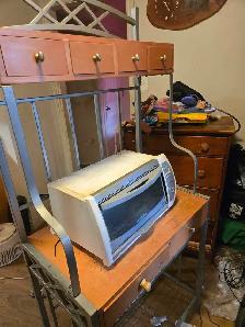 baker racks or cabinet