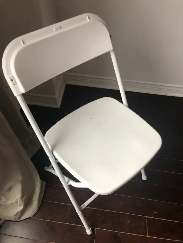 TABLE RENTAL $9.00 BARRIE 6ft folding tables for rent - Photo 2