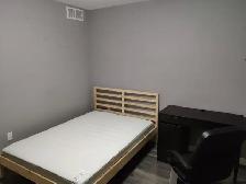Furnished room for rent very close to Lambton College - Photo 5