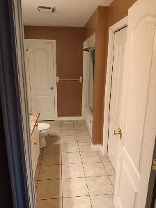 Furnished room for rent very close to Lambton College - Photo 7