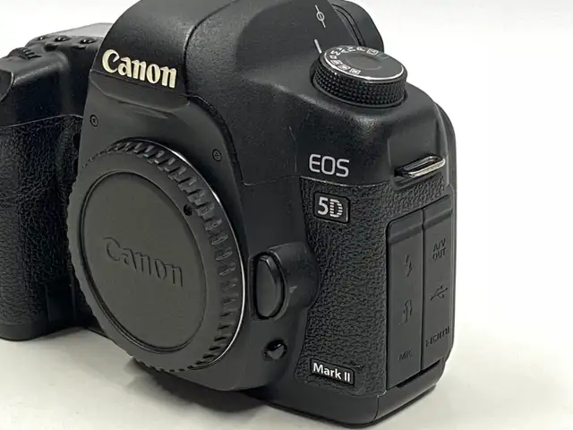 Canon EOS 5D Mark ii Digital DSLR Camera. Low Shutter Count - Photo 6
