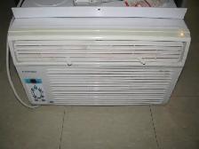 Window Air Conditioner  with remote