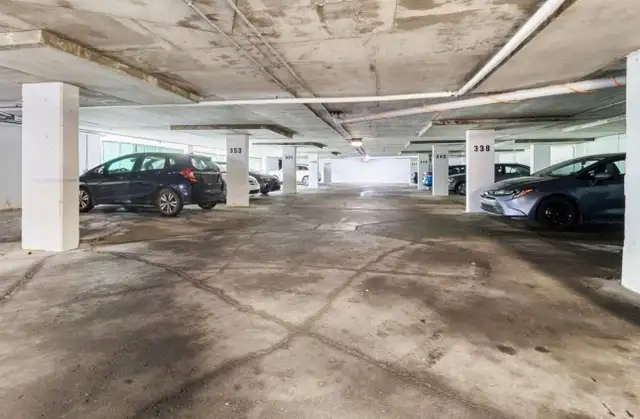 Condo à Louer à Chomedey - Photo 2