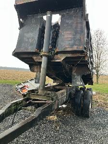 Dump trailer for farm use