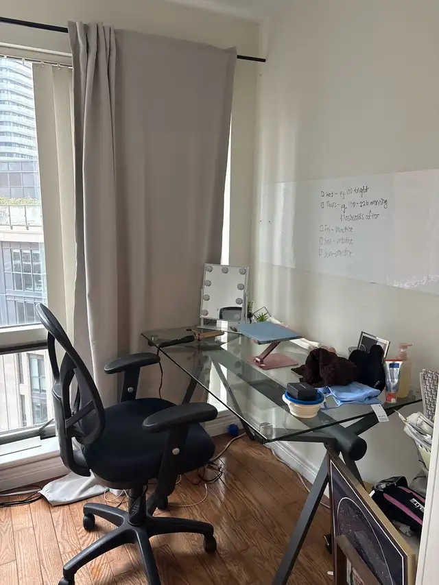 1bdrm Room for rent - Bay st. (UofT) - Photo 5