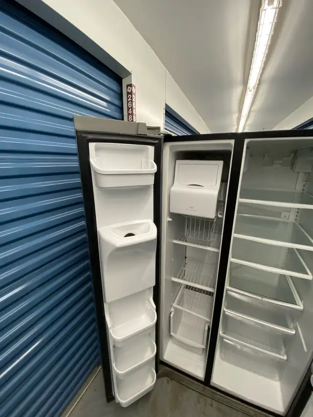 FRIDGDAIRE GALLERY REFRIGERATOR - Photo 4