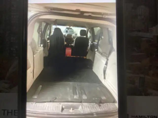 SMALL VAN AVAILABLE 4 MOVES/DELIVERY/ETC. 289-775-2457 - Photo 3