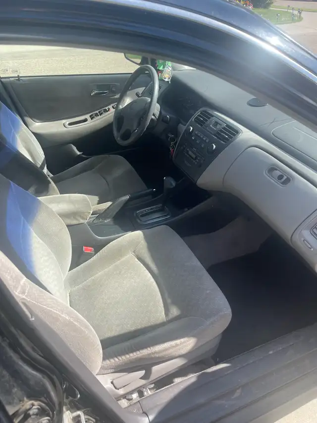 2002 Honda Accord - Photo 9