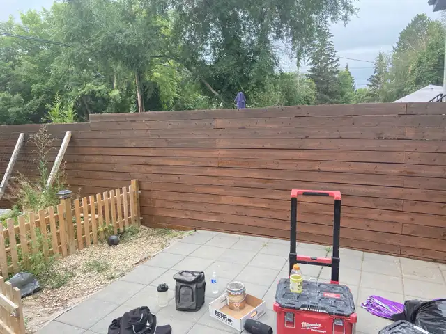 Deck & Fence staining - Photo 9