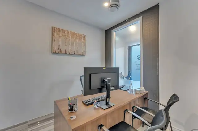 Bureau à Louer Montéal - Photo 3