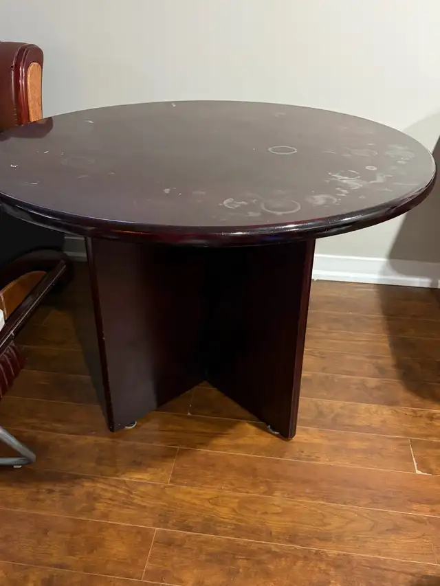 Sofa&Round Table - Photo 4