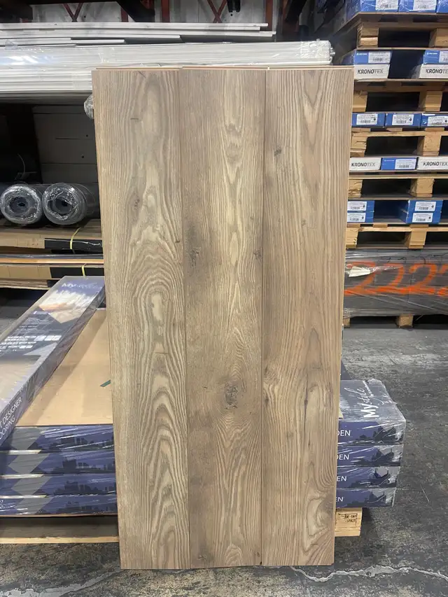 CLEARANCE $1.79/sqft Swiss Krono 14mm Witches Wood Laminate Floo