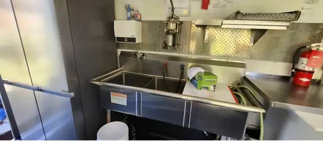 FOOD TRUCK - Photo 8