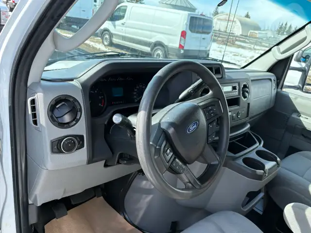 2024 Ford E-450 16' CUBE VAN RAMP LOADED $AVE $30K OVER NEW - Photo 12