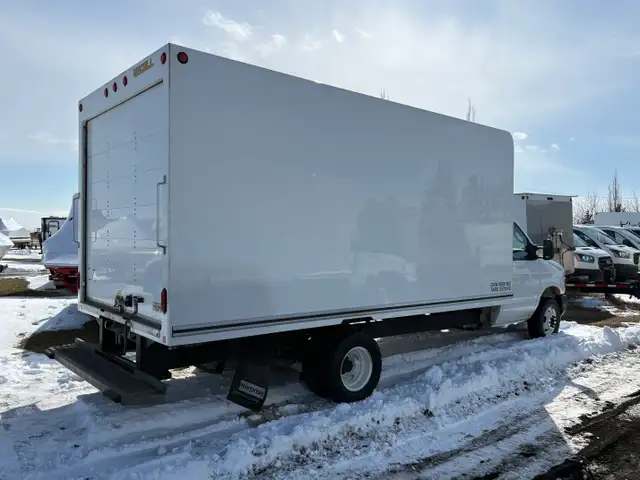 2024 Ford E-450 16' CUBE VAN RAMP LOADED $AVE $30K OVER NEW - Photo 14