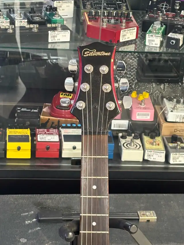 Silvertone SSL 1 Electic Guitar - Photo 3