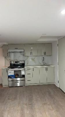 Studio   1 Bed Unit w/ 2 Baths – Kennedy & Mayfield - Photo 3