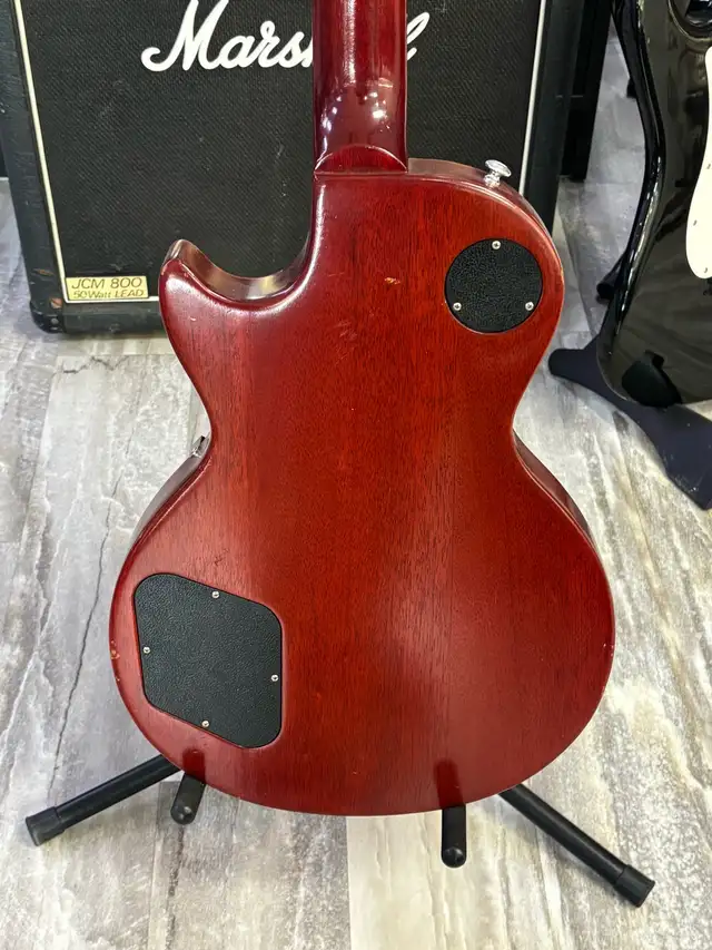 Gibson Les Paul Tribute 2012 Honeyburst Electric Guitar - Photo 5