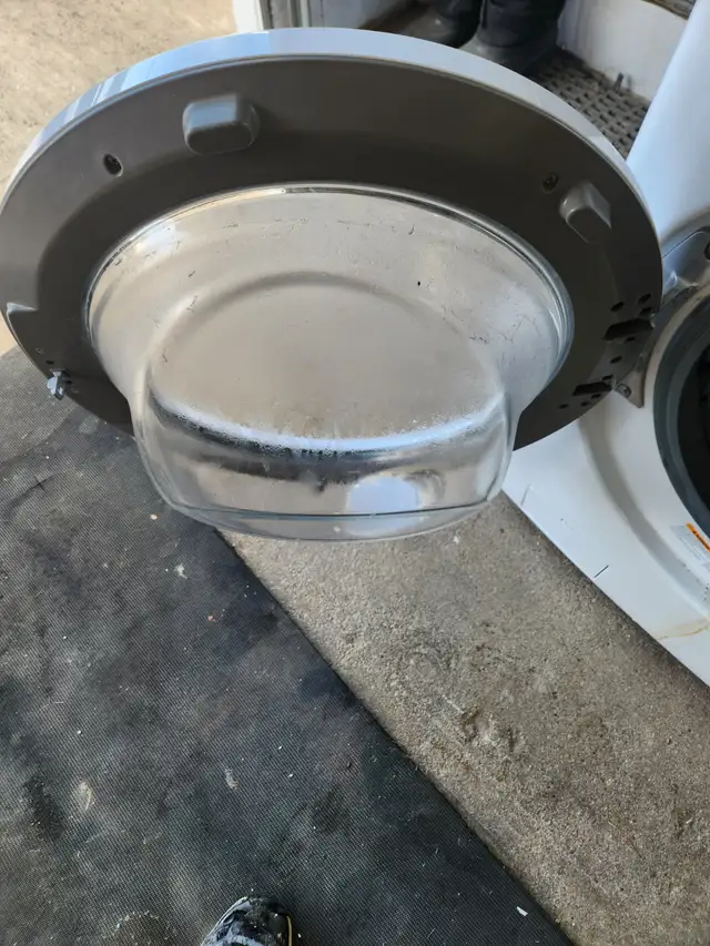 LG Washer Front Loading - Photo 6