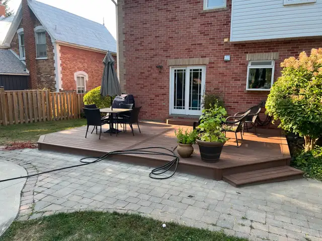 Composite Deck - Photo 3