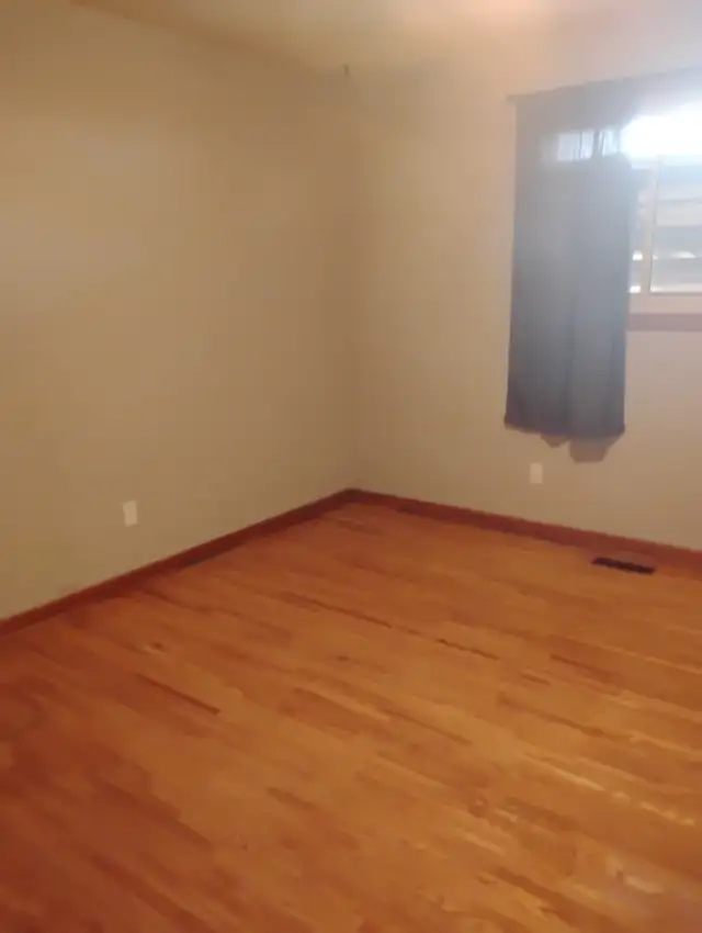 Room for rent - Photo 2