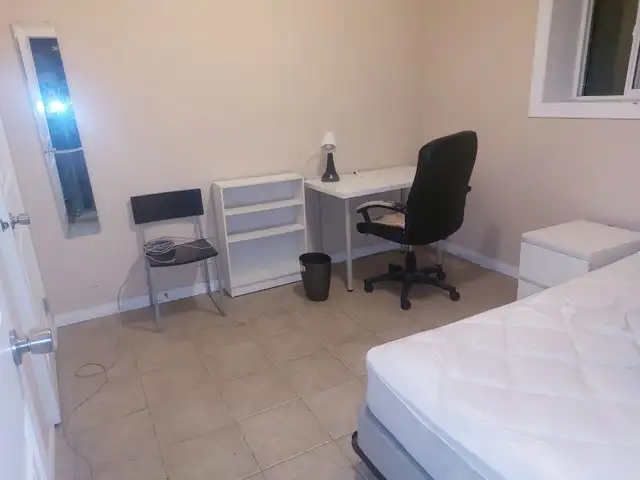 Private Room for Rent UofC SAIT students accommodation housing