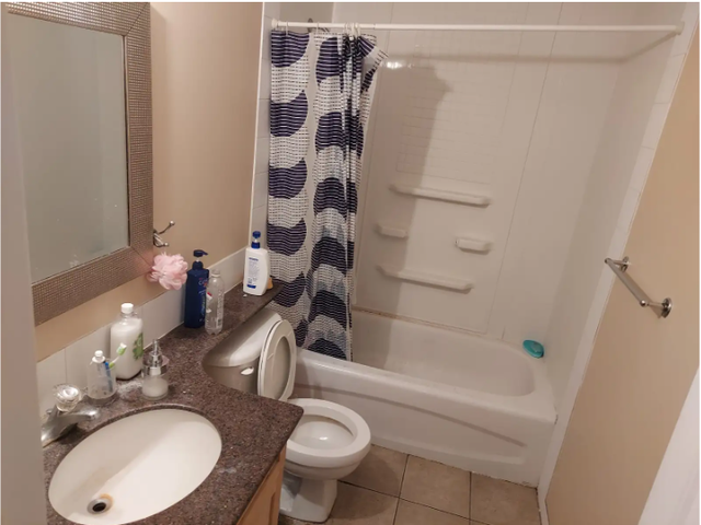 Private Room for Rent UofC SAIT students accommodation housing - Photo 3