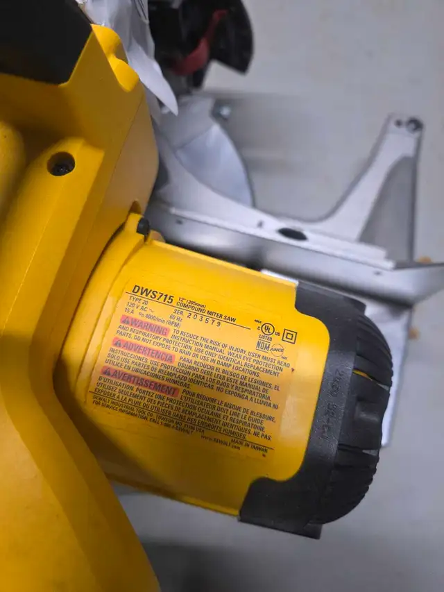 DeWALT 12' Compound Miter Saw   Heavy Duty Stand - LIKE N - Photo 3