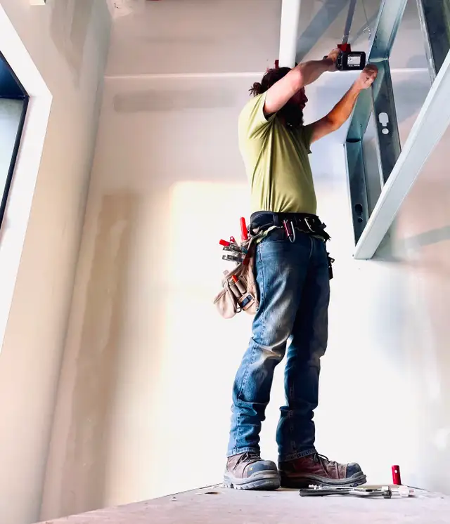 Quality Ceiling Installation T bar  - Commercial & Residential - Photo 6