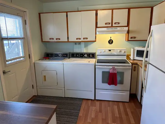 Pour 1er juillet . 5 1/2 , 2 chambres. Centre ville. - Photo 2