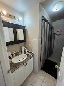 Studio-like room with a balcony, all included, Wilson & Bathurst - Photo 9