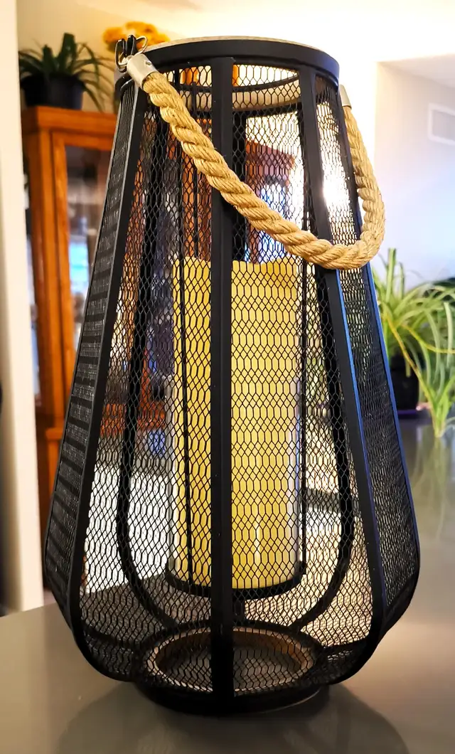 9"Black Metal Mesh Cage Style Decorative Lantern - Photo 5