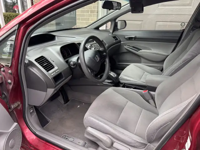 CALL FOR SALES – Honda Civic (4 Doors) – UCD – 2007 (Good Condit - Photo 6