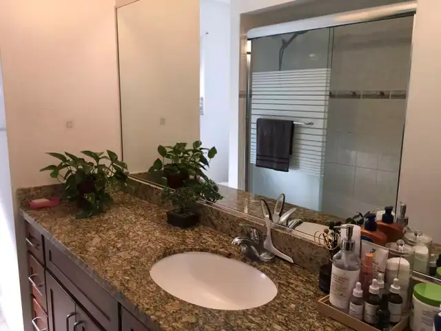 10m Walk to Skytrain, 20-30m-BCIT, Big Rm Private Washrm, TopHs - Photo 5