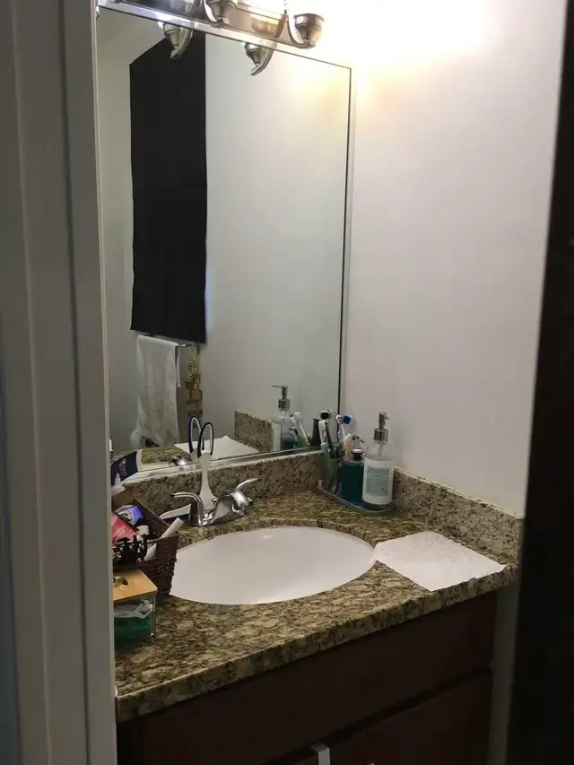 10m Walk to Skytrain, 20-30m-BCIT, Big Rm Private Washrm, TopHs - Photo 8