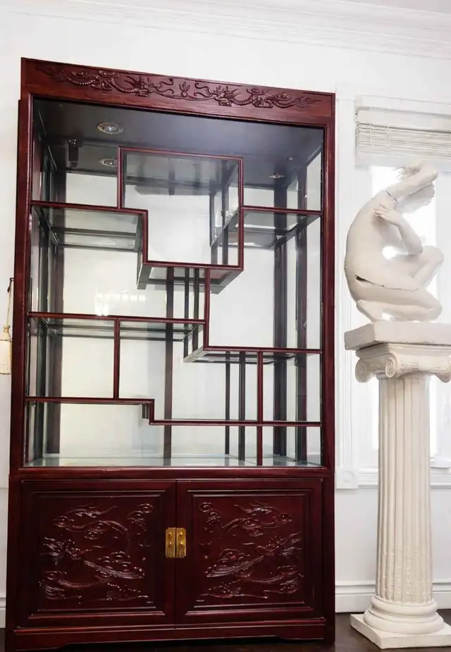 Vintage  Chinese Rosewood Display Cabinet - Photo 2