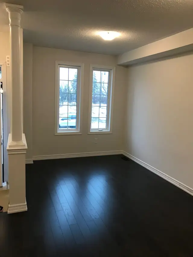 A newly built house at Dixie and Country side (Brampton) - Photo 2