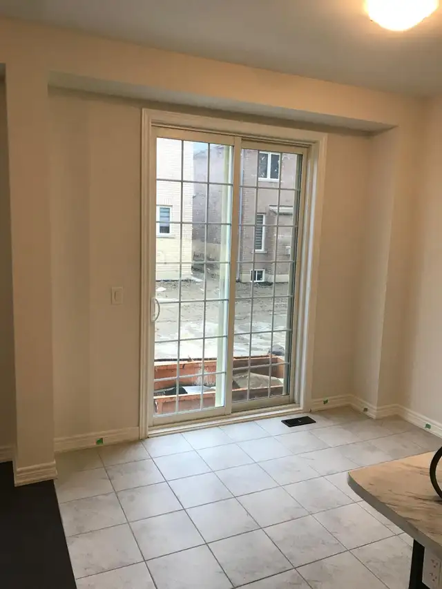 A newly built house at Dixie and Country side (Brampton) - Photo 6