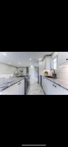 Beautiful 3 beds, 1 washroom for rent! - Photo 4