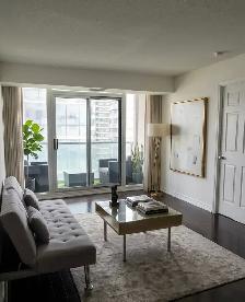 Modern Private Room w/ Balcony View | Downtown Toronto
