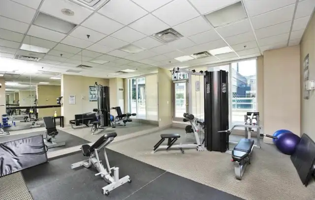 Modern Private Room w/ Balcony View | Downtown Toronto - Photo 10