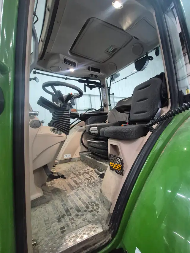 2023 fendt 516 loader tractor - Photo 5