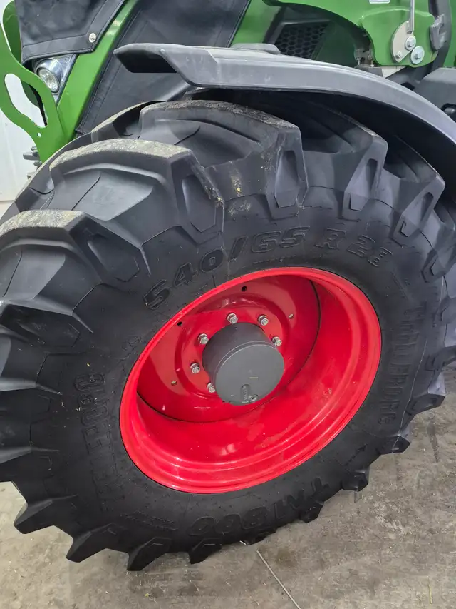 2023 fendt 516 loader tractor - Photo 7