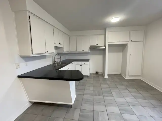 Magnifique 5 1/2 dans Ville d'Anjou