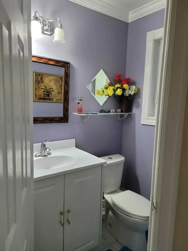 Master bedroom in Heartland Mississauga - Photo 3