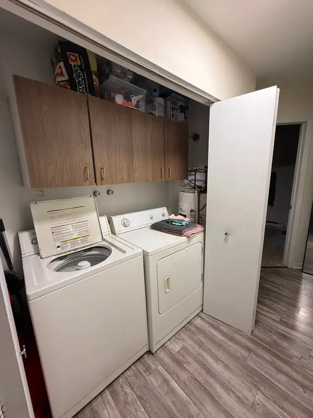 New roomie downtown Montreal - Photo 5