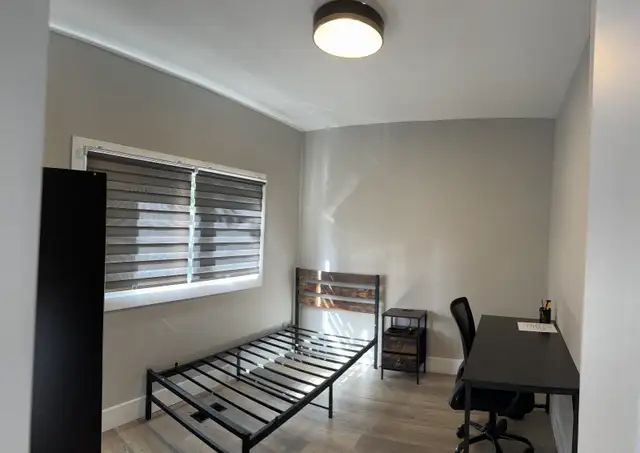 Student Rental - Photo 3