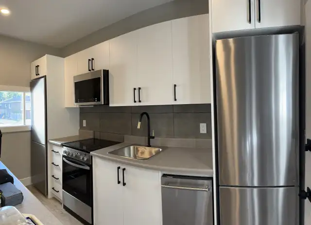 Student Rental - Photo 8