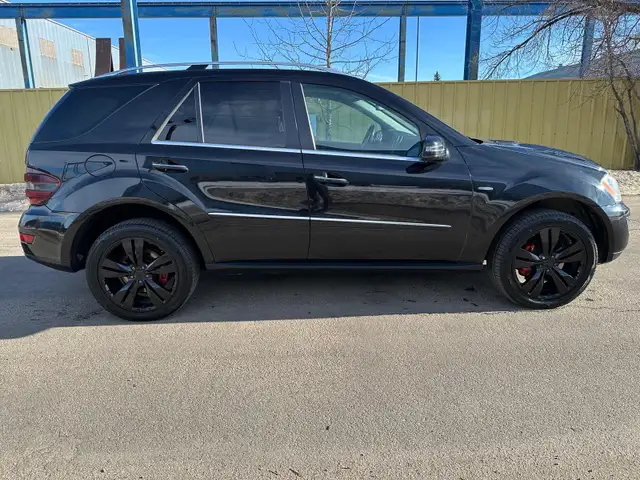 2011 Mercedes-Benz ML350 3.0L V6 BlueTec Diesel AWD For Sale. - Photo 6